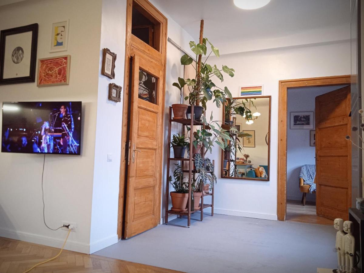 Good Mornings Apartment Cluj-Napoca Ngoại thất bức ảnh